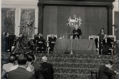Discurso en la Universidad Valencia3. Azaña pronuncia un mitin en el Paraninfo de la Universidad de Valencia el 18 de julio de 1937.